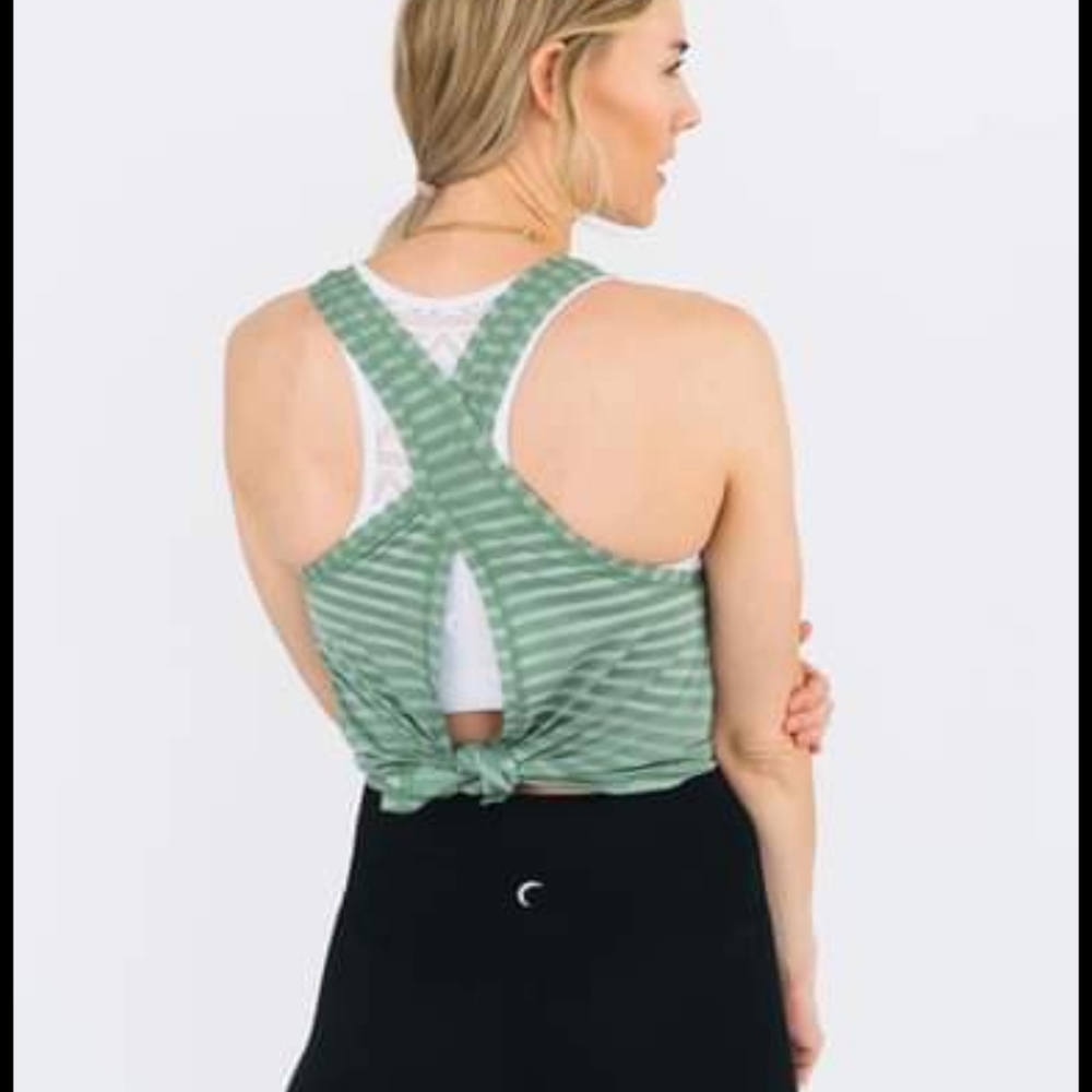 NWT Zyia Forest Split Back Tank